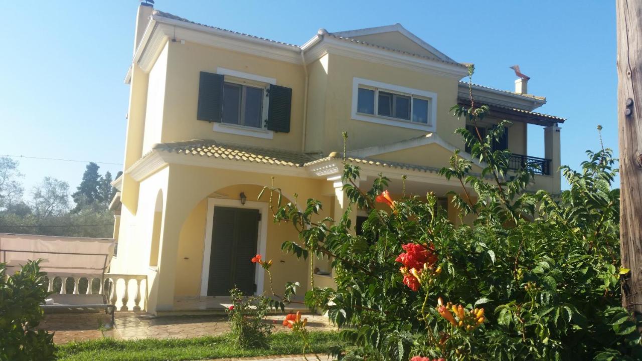 Villa Elena Marathiás Exterior photo