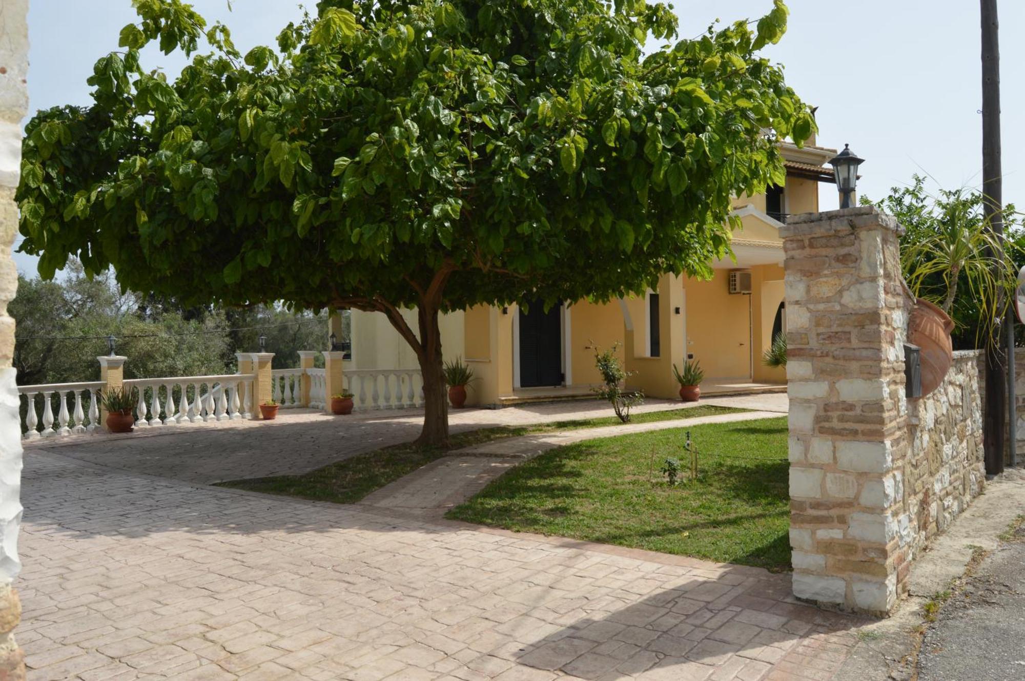 Villa Elena Marathiás Exterior photo